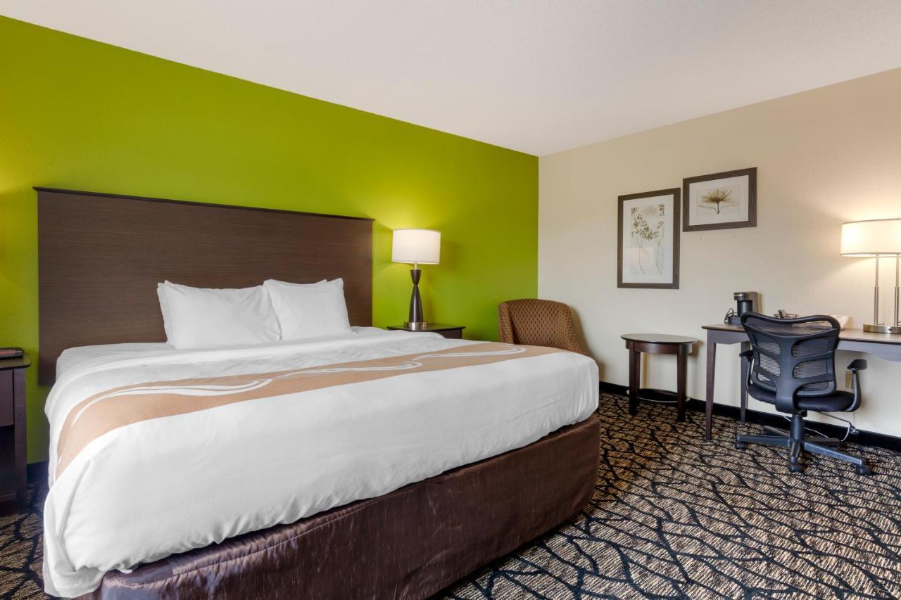 Quality Inn Oshkosh Kültér fotó