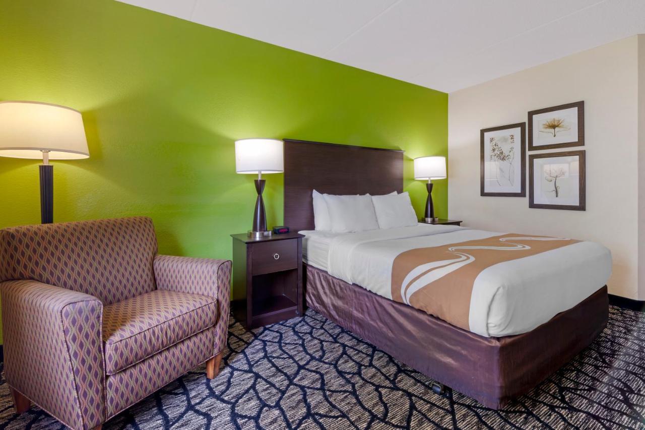 Quality Inn Oshkosh Kültér fotó