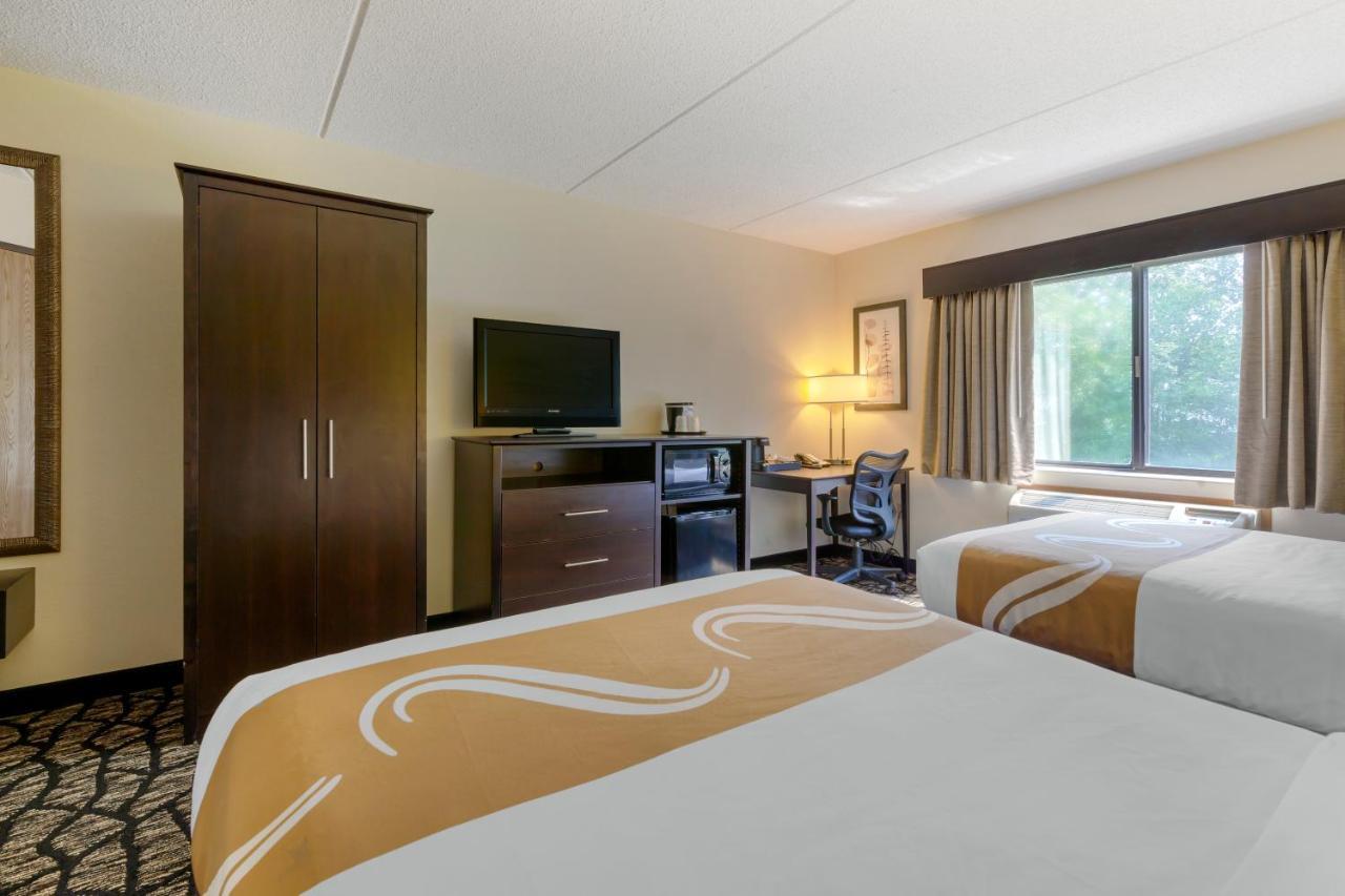Quality Inn Oshkosh Kültér fotó