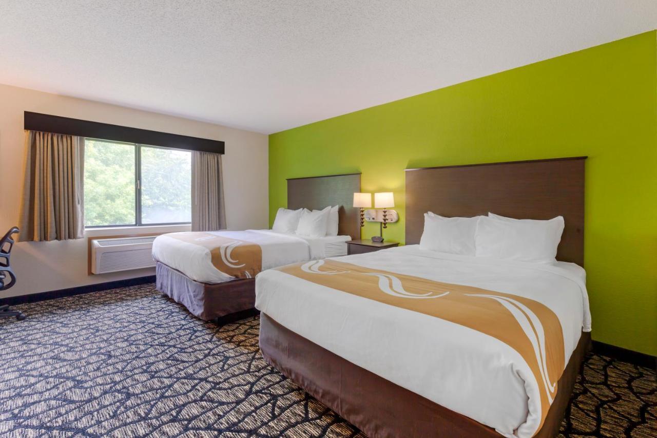 Quality Inn Oshkosh Kültér fotó