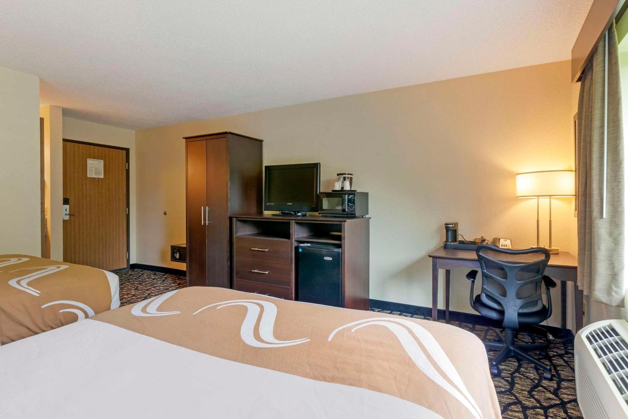 Quality Inn Oshkosh Kültér fotó
