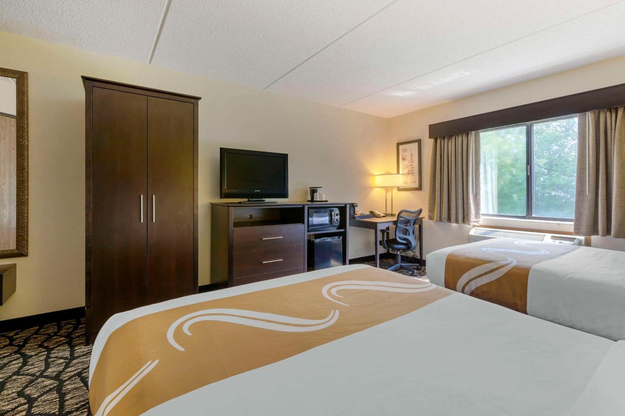 Quality Inn Oshkosh Kültér fotó