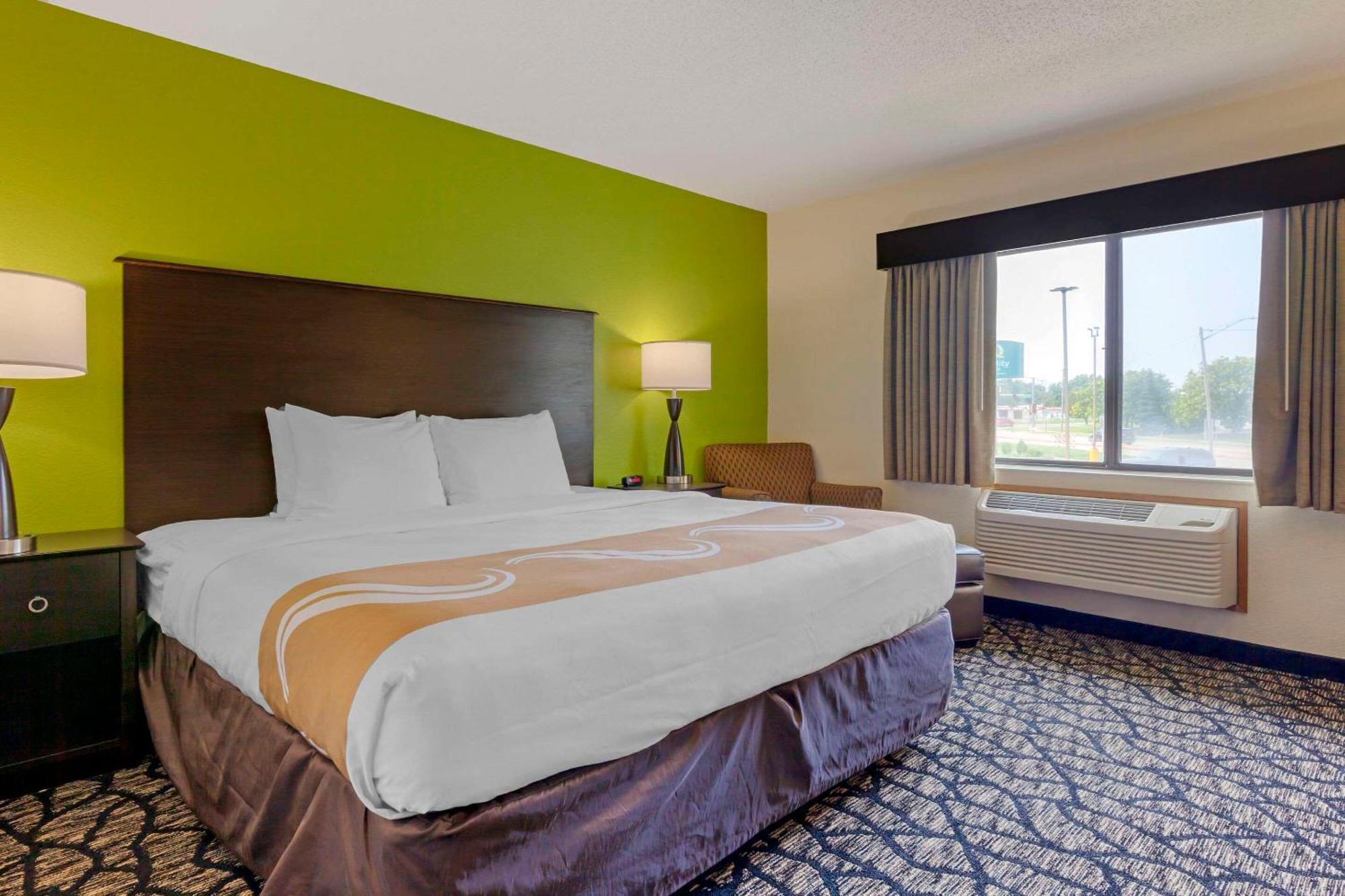 Quality Inn Oshkosh Kültér fotó