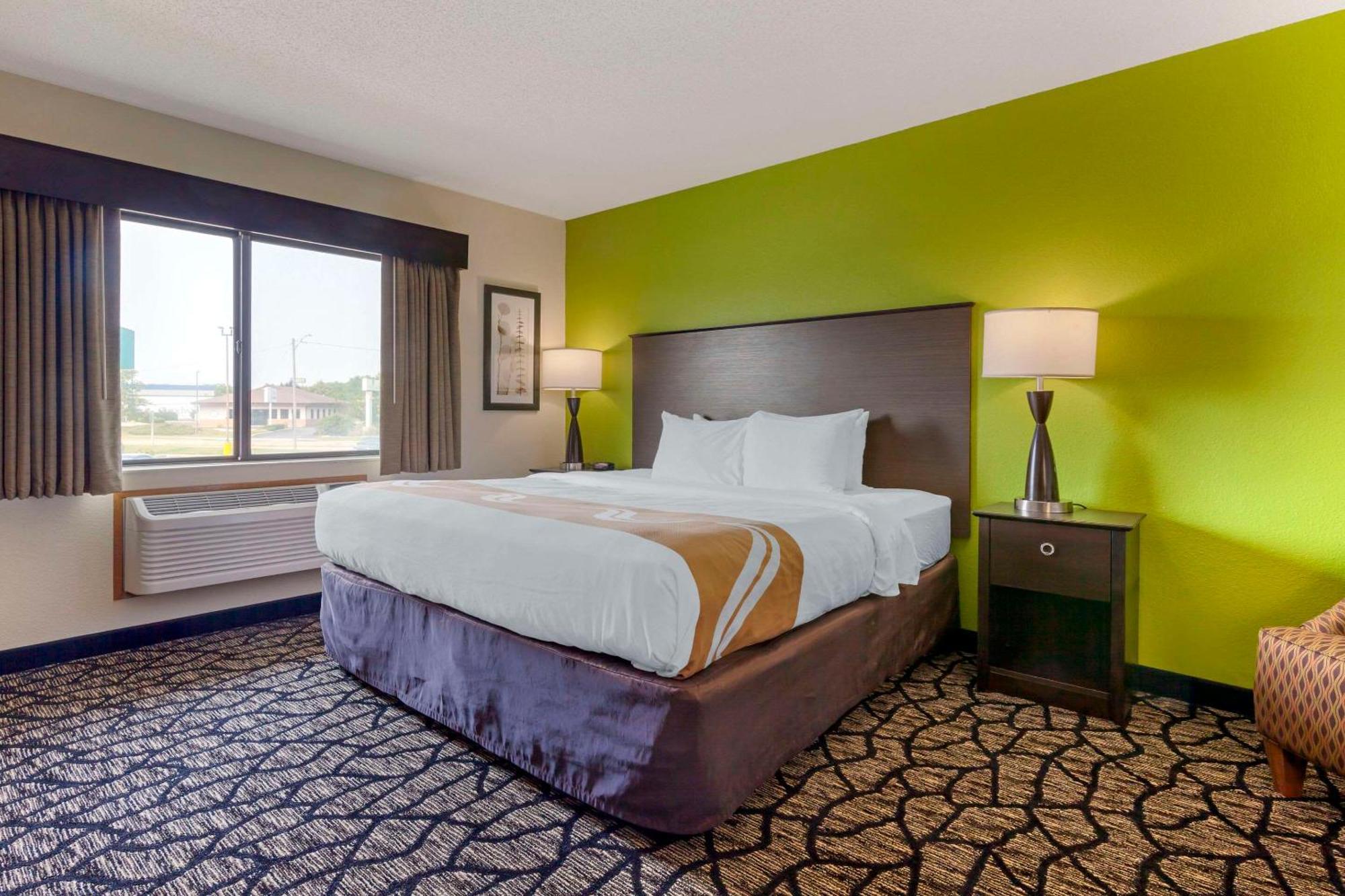 Quality Inn Oshkosh Kültér fotó