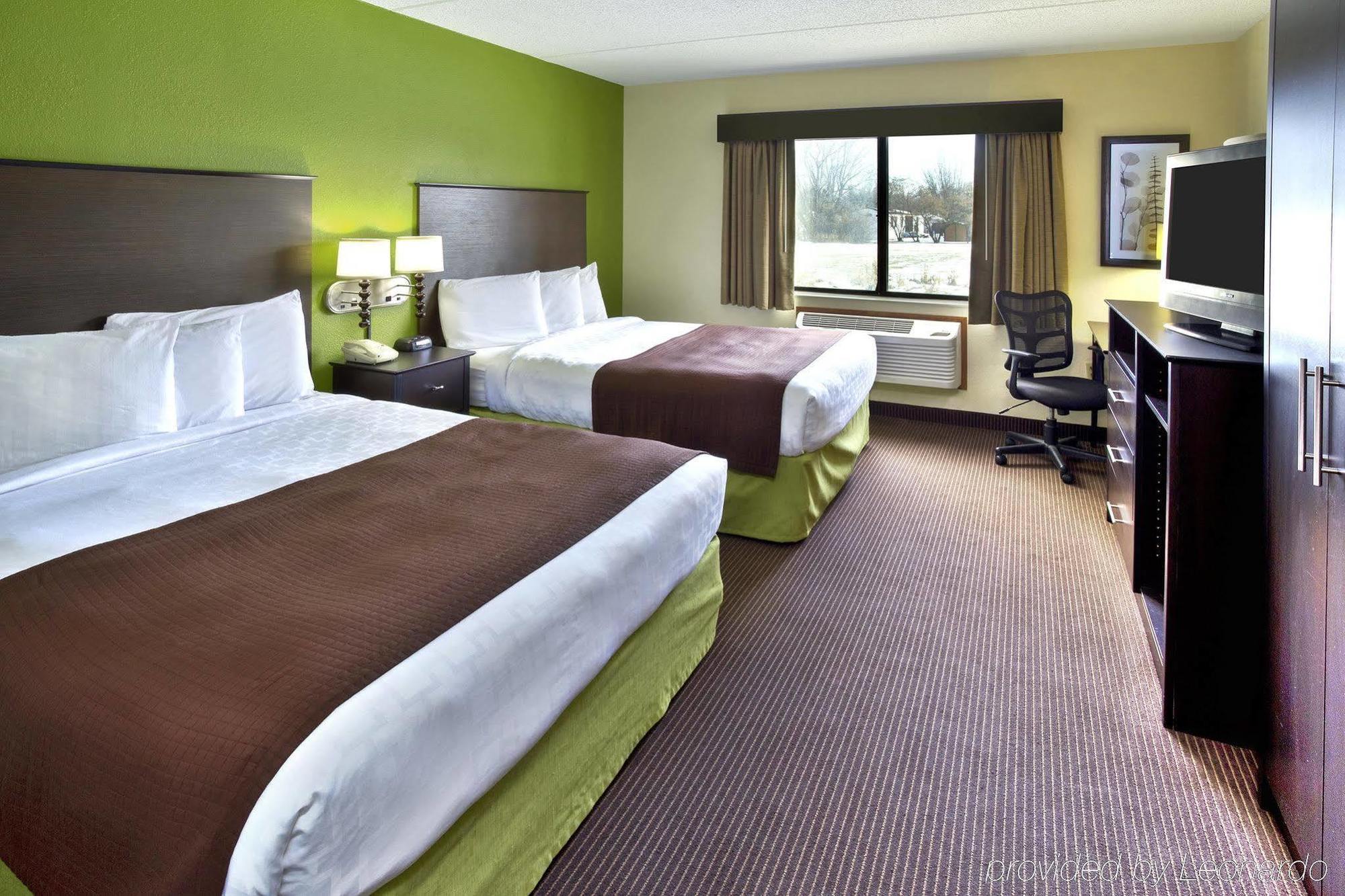 Quality Inn Oshkosh Kültér fotó